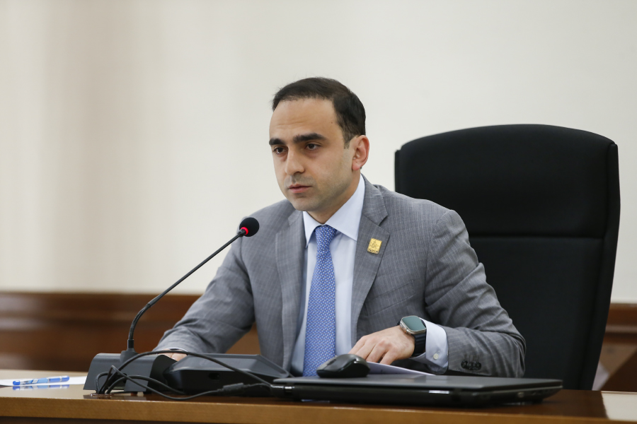Ավինյանն ու թիմը նախընտրական «չիստկա» են սկսել․ «Հրապարակ»