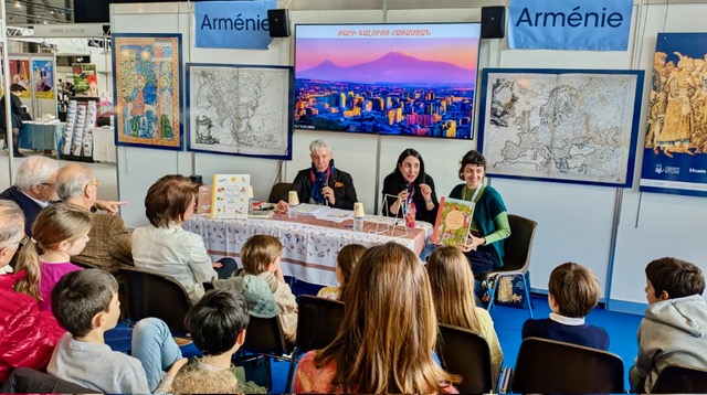 LE STAND ARMÉNIE AU SALON DU LIVRE DE GENÈVE