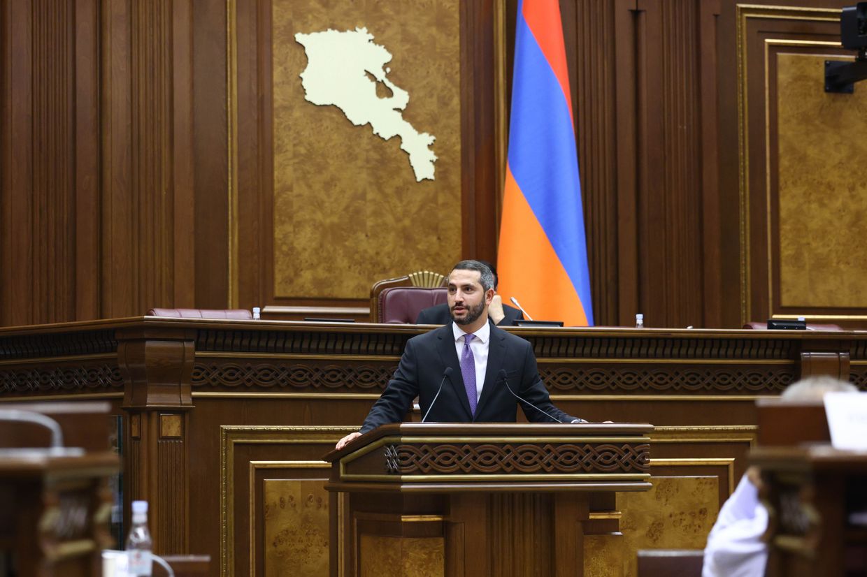 Armenian officials warn of apparently organised social media impersonation campaign