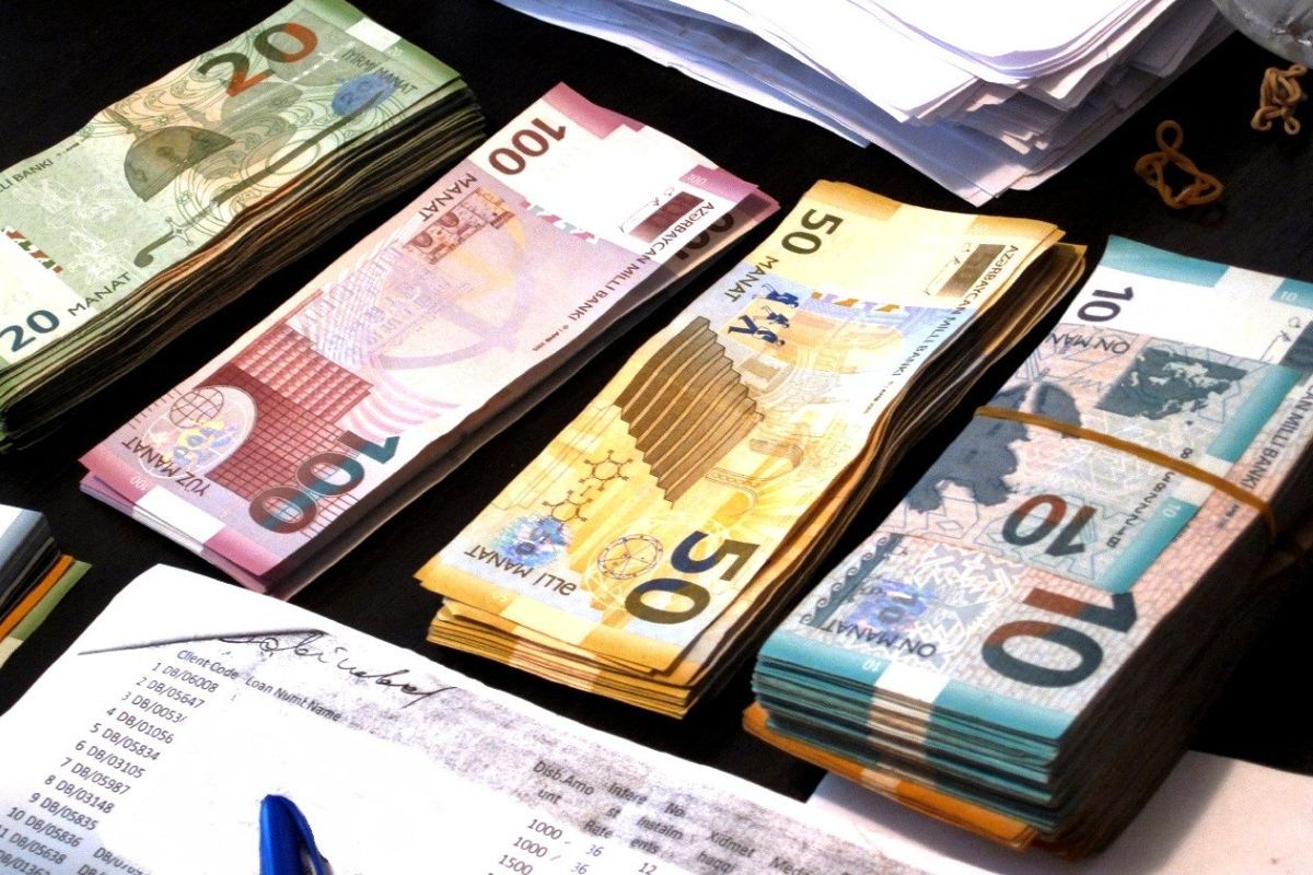Azerbaijan proposes paying corruption whistleblowers 5% of assets recovered
