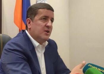 Գրպանից գումար հանելն ընտրակաշա՞ռք է ենթադրում. ՀԿԿ-ն չի հերքում, որ տեսանյութերը մոնտաժվում են. Ղազինյան