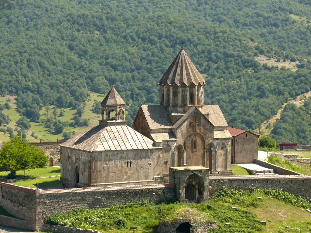 Գանձասարը՝ «Ադրբեջանի ժառանգության» հայալեզու խորհրդանիշը
