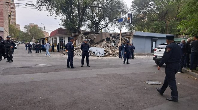 Քանդվում են մարդկանց կյանքերը՝ բառացիորեն, մեր բոլորի պատմությունը. Սյունե Սևադա