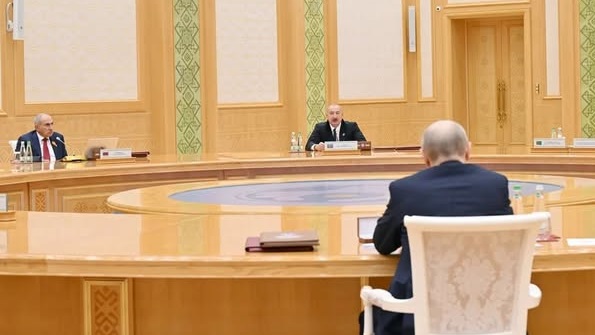 Թուրքմենստանում հանդիպել են Պուտինը, Փաշինյանն ու Ալիևը. «Կոմերսանտ»