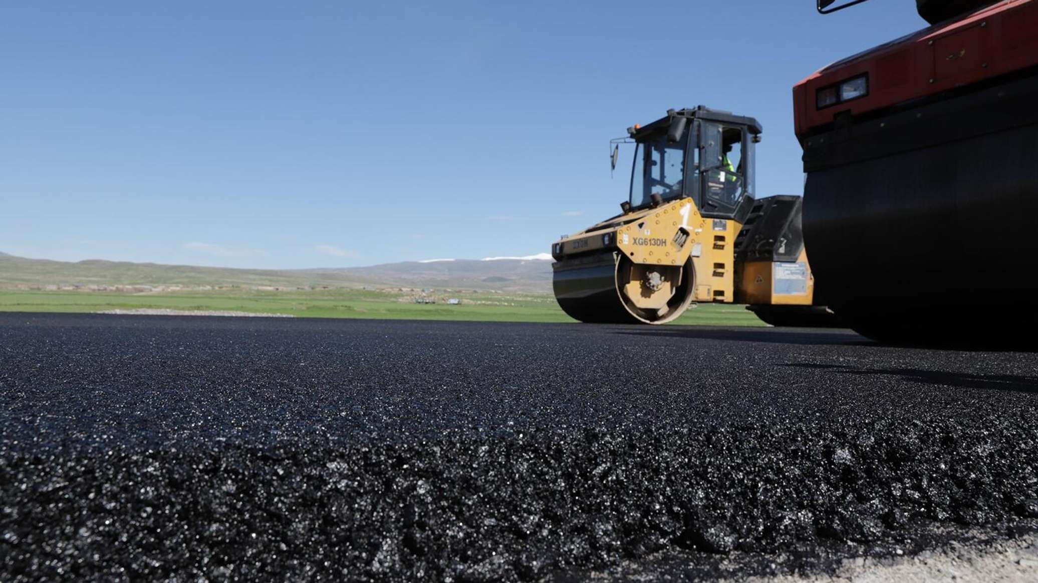 Բիտումի դեֆիցիտ և թանկացում. ինչո՞ւ են դանդաղել ճանապարհաշինական աշխատանքները