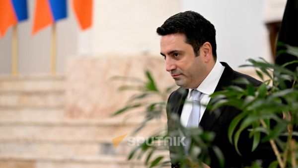 Секретарь Совбеза Армении отправится в Москву
