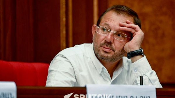 Десятки тысяч граждан в Армении лишились права голоса из-за спешного закона: депутат