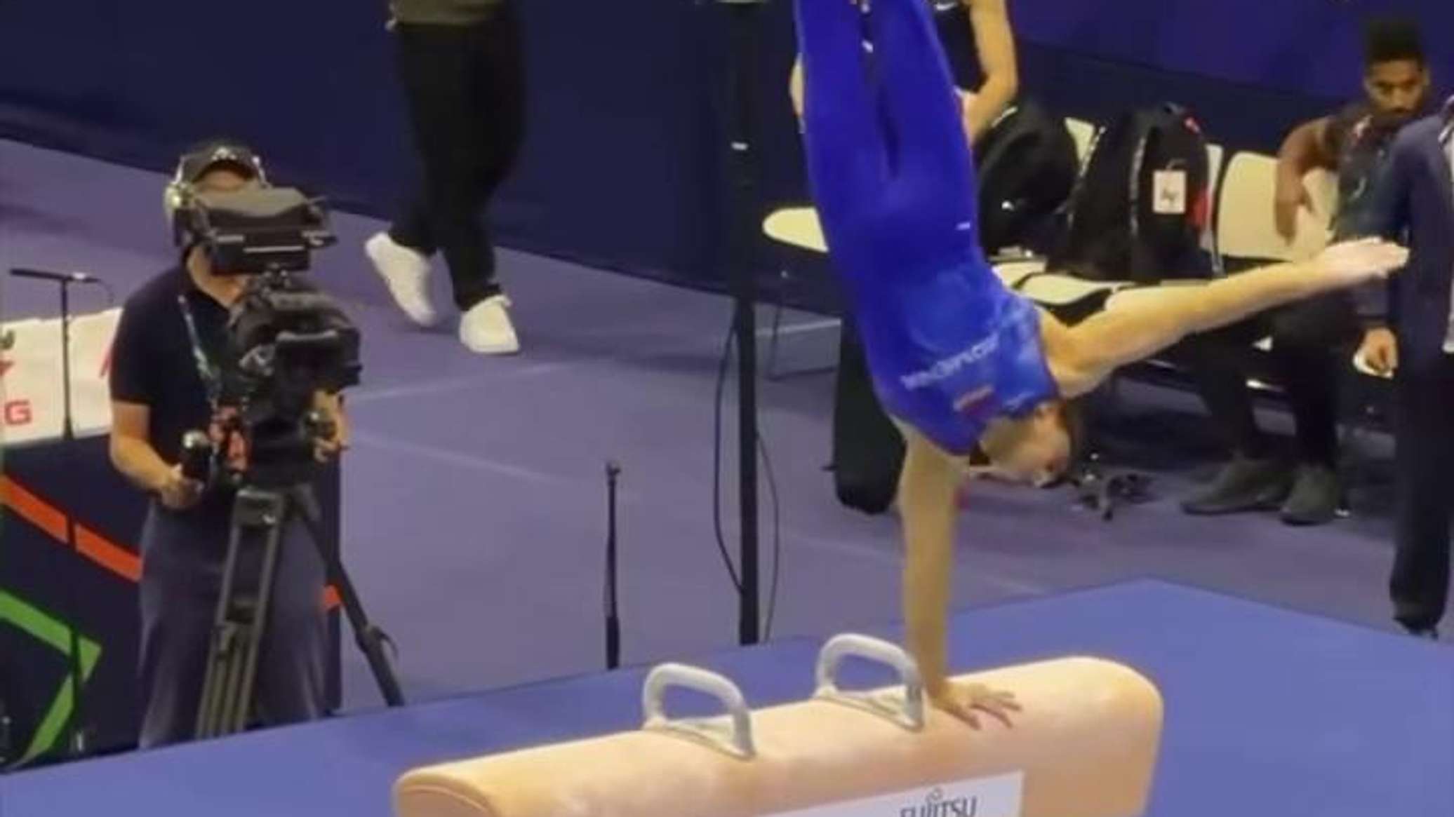 Гамлет Манукян стал чемпионом мира по спортивной гимнастике в Нидерландах
