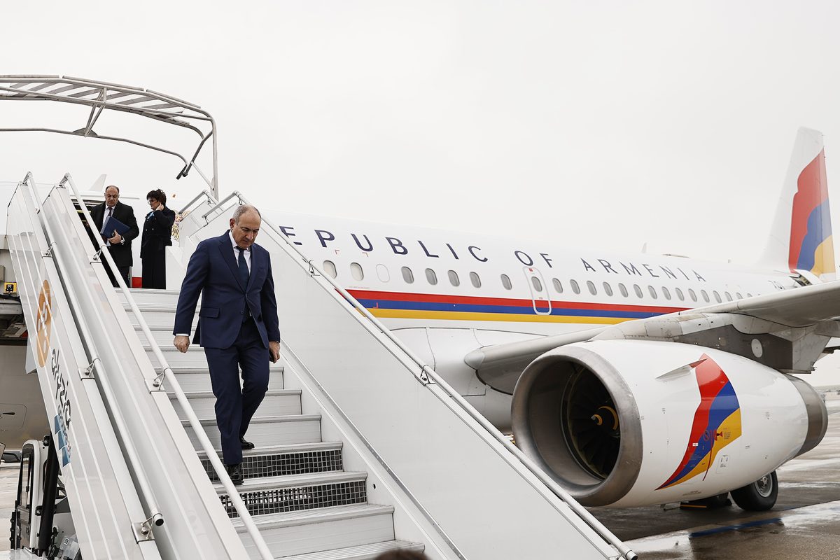 Armenian PM travels to Turkmenistan for CIS summit