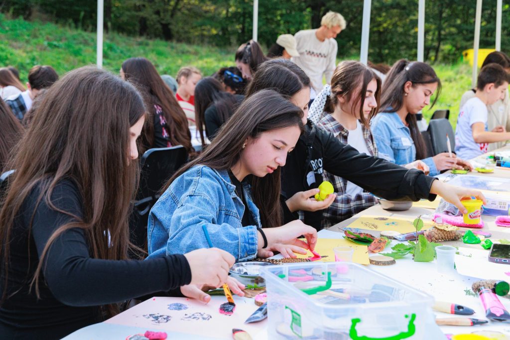 Children explore relationship between people, art and nature during COP17 Week Dilijan
