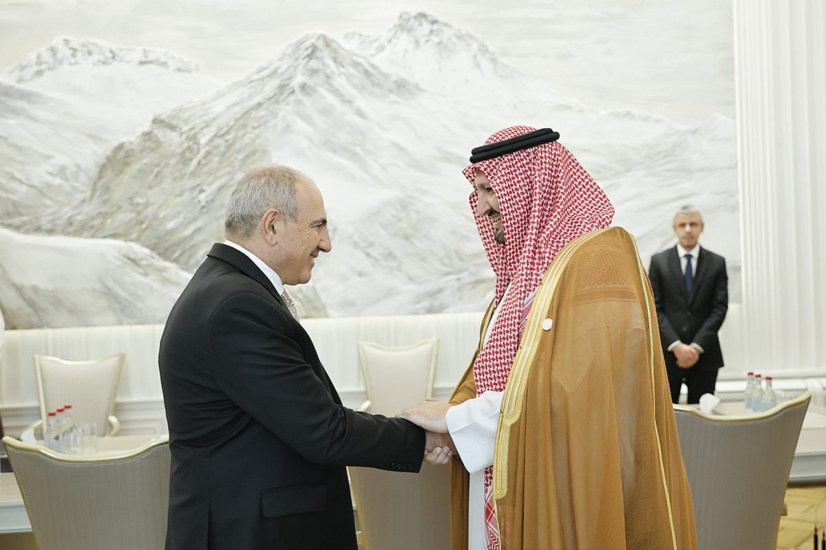 Armenia, Saudi Arabia discuss expanding relations and investment opportunities
