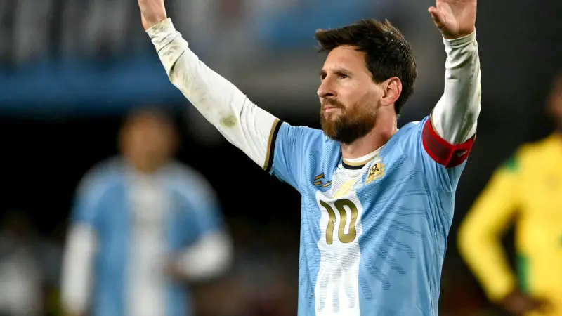 ‘The world thanks you’ – emotional Messi scores in final Argentina game
