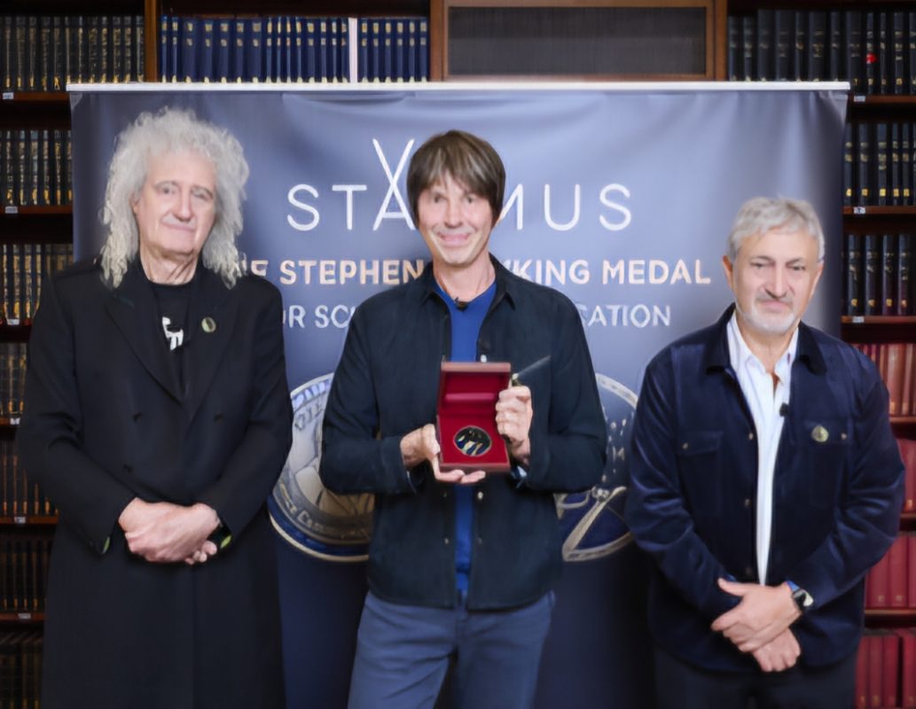 Starmus honors British physicist Brian Cox with 2026 Stephen Hawking Medal