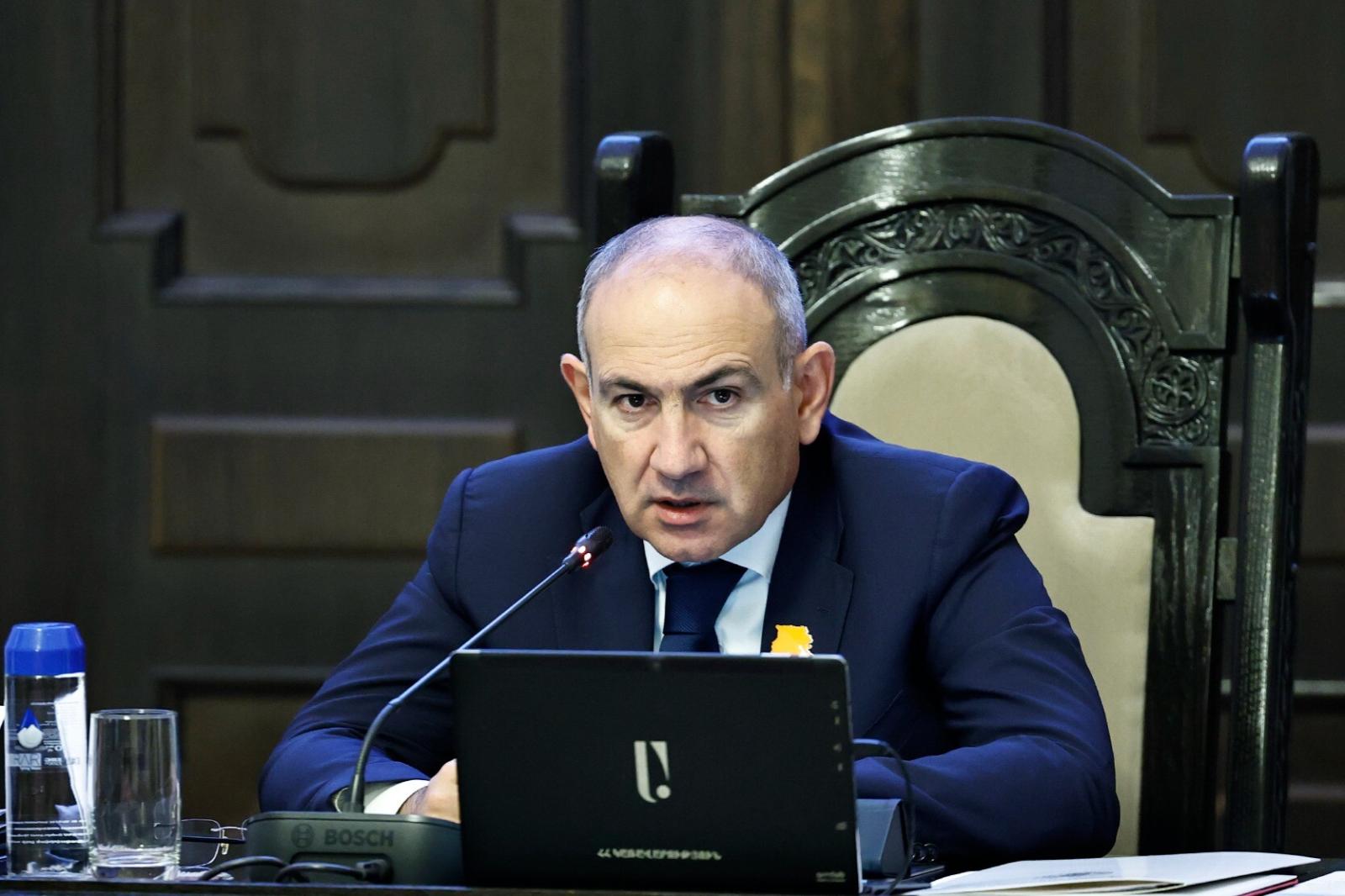 Paşinyan: Ermenistan, Türkiye sınırının açılması için Türkiye ve Azerbaycan ile temaslarını sürdürüyor