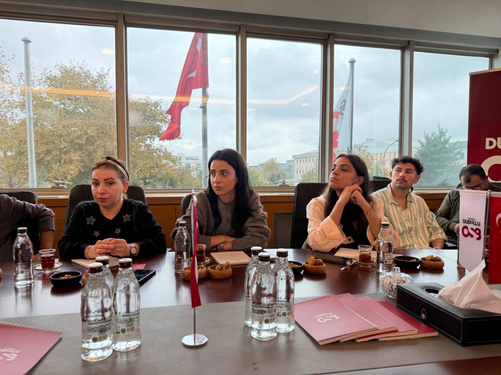 Murat Önay: “Ermenistan-Türkiye sınırının kapalı olması mantıksız”