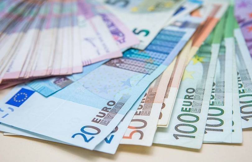 Currency exchange rates as of September 20