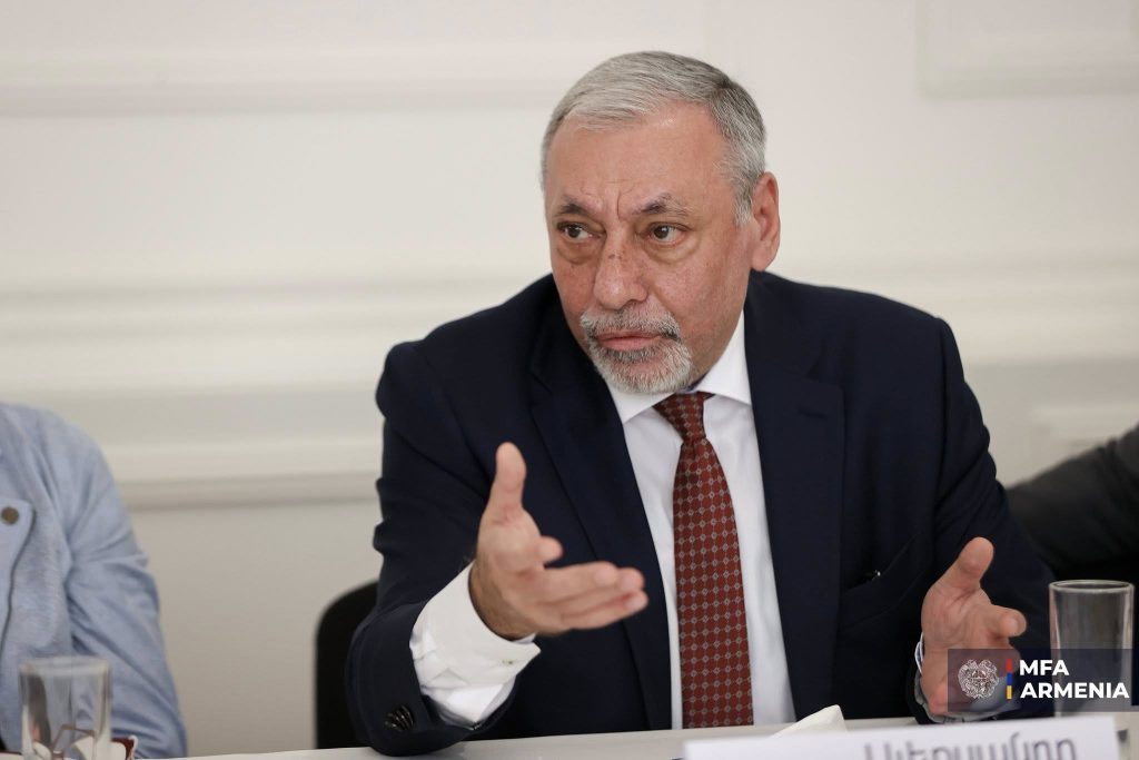 Ալեքսանդր Արզումանյանը հետ է կանչվել Լեհաստանում ՀՀ դեսպանի պաշտոնից