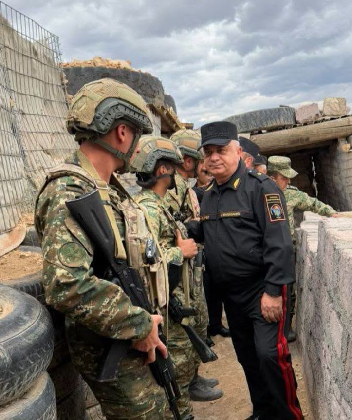 The Chief of the Military Police toured army positions and military units. PHOTOS