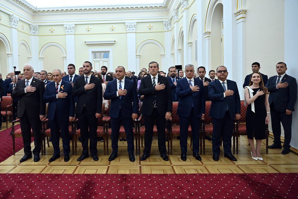 Անկախության տոնի առթիվ Հանրապետության նախագահի նստավայրում տեղի է ունեցել պարգևատրման հանդիսավոր արարողություն