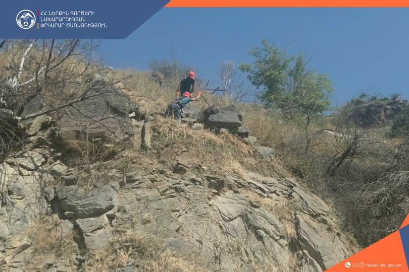 Forced rock removal works were carried out in the adjacent section of the road leading to the Kasakh Gorge.