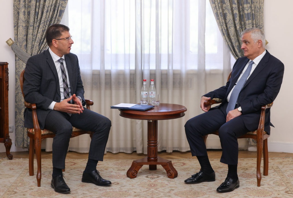 Մհեր Գրիգորյանն ընդունել է Բուլղարիայի դեսպանին