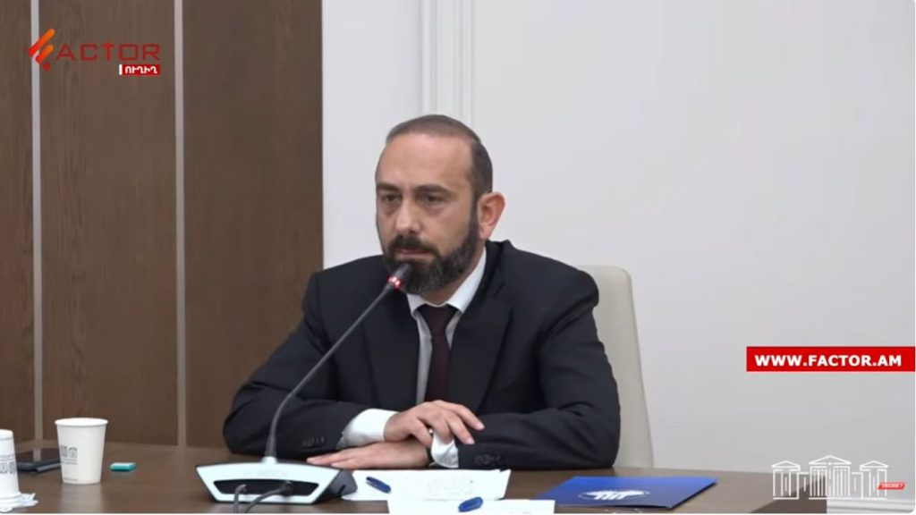 Կառավարությունը ՀՀ տարածքից ոչինչ չի զիջել, գնացեք մտածեք, փորձեք հակափաստարկներ բերել․ Միրզոյան․ ՏԵՍԱՆՅՈՒԹ