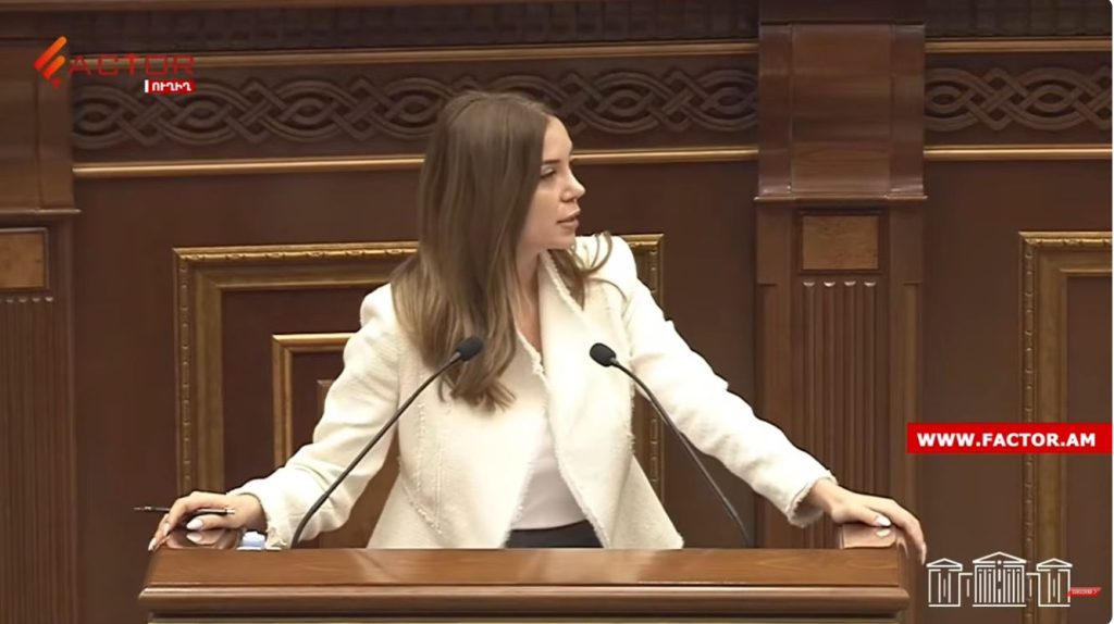 «Եթե ընդամենը 5000 ընտանիք է բնակարան ձեռք բերել, ո՞ւր է ծախսվել 250 մլն դոլարը»․ Աննա Գրիգորյան․ ՏԵՍԱՆՅՈՒԹ