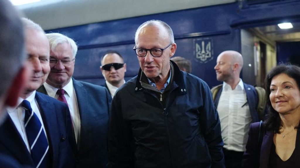 Berlin to provide Ukraine with 1.35 billion euros for weapons and energy