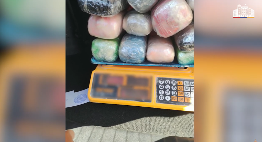 14.2 kg of marijuana found in truck; foreign citizen arrested