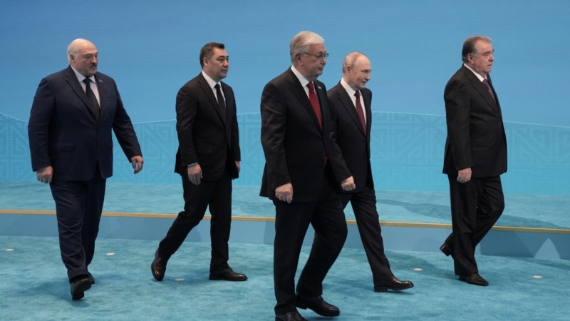 Russia, Ex-Soviet Allies May Oust Armenia From Defense Bloc