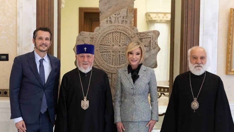 Trump Adviser Meets Armenia’s Embattled Spiritual Leader