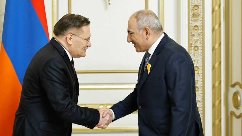 Russia Reaffirms Readiness To Build New Nuclear Plant In Armenia