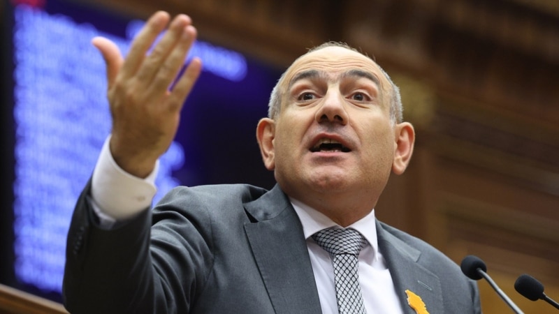 Pashinian Rebukes Armenian Woman Shot By Azeri Intruder