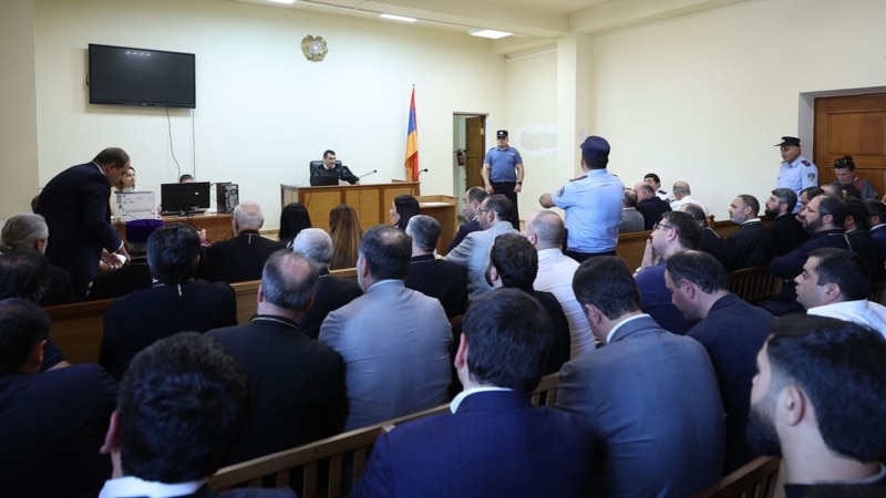 Կաթողիկոսի գործով ինքնաբացարկ հայտնած դատավորին կարգապահական պատասխանատվության ենթարկելու միջնորդություն է ներկայացվել