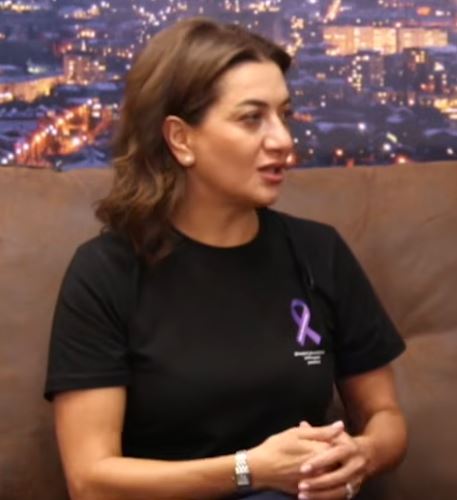 VIDEO: ANNA HAKOBYAN, ESPOSA DEL PRIMER MINISTRO DE ARMENIA, LLEVA LA VIOLENCIA DOMÉSTICA AL CENTRO DEL DEBATE NACIONAL – POR BETTY ARSLANIAN, FRANCE 24.