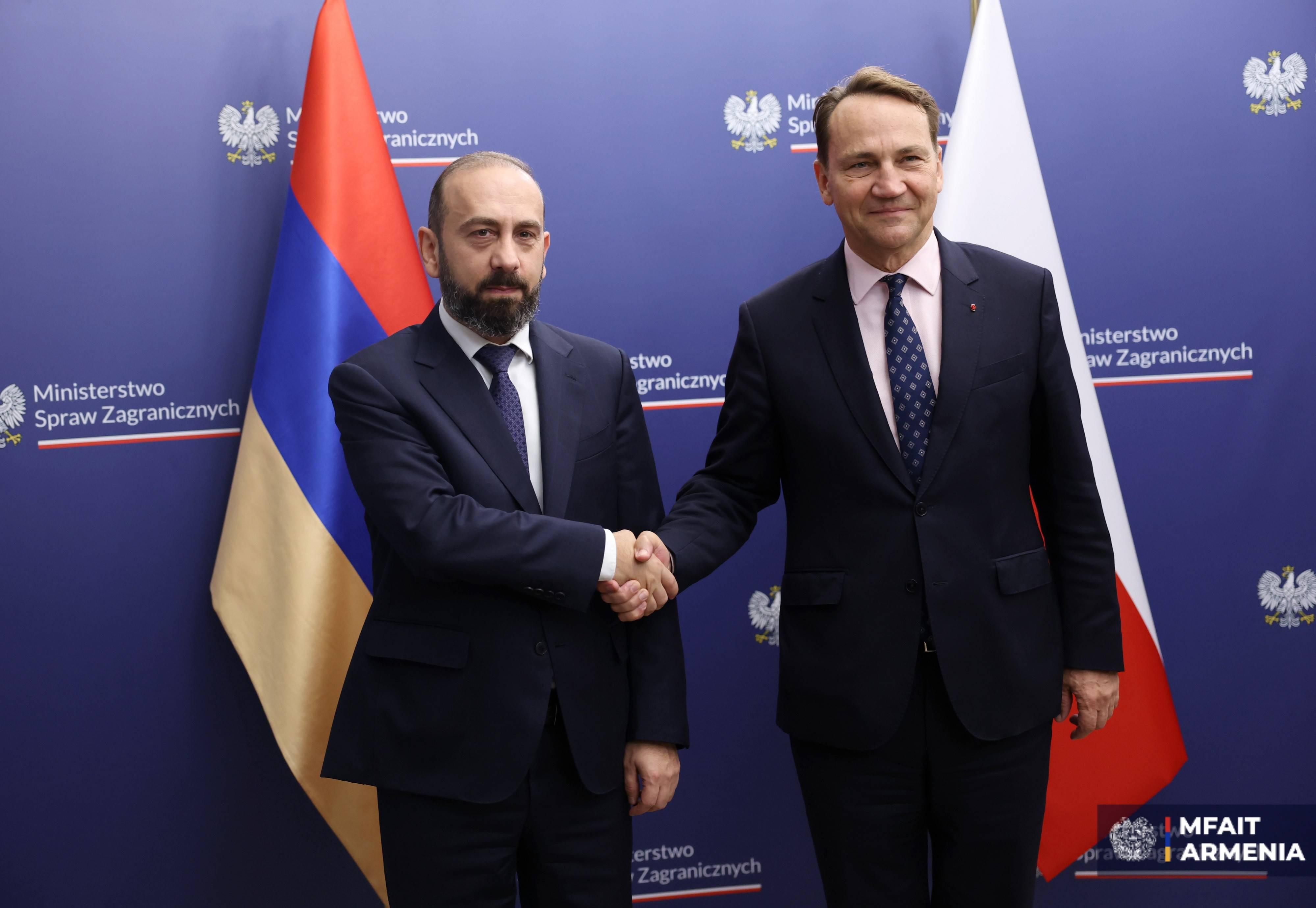 Հանդիպել են Հայաստանի և Լեհաստանի արտաքին գերատեսչությունների ղեկավարները