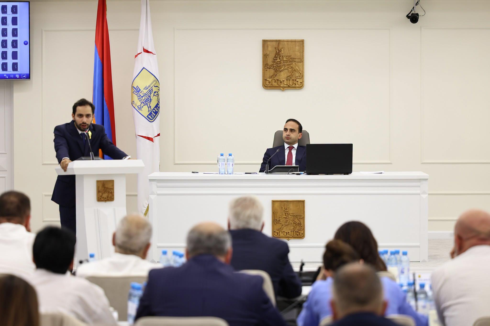 Հունվարի 1-ից Երևանի քաղաքապետարանի պաշտոնյաների աշխատավարձերը կբարձրանան