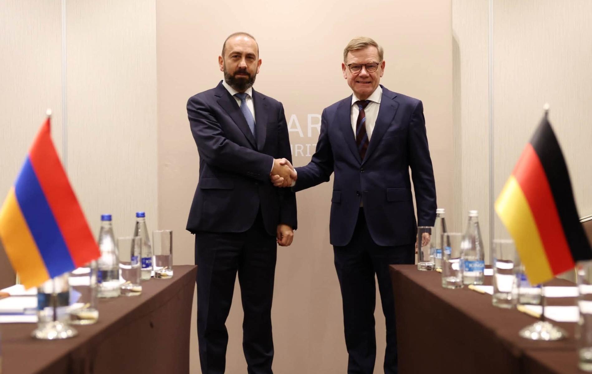 Արարատ Միրզոյանը հանդիպել է Գերմանիայի ԱԳ նախարարի հետ