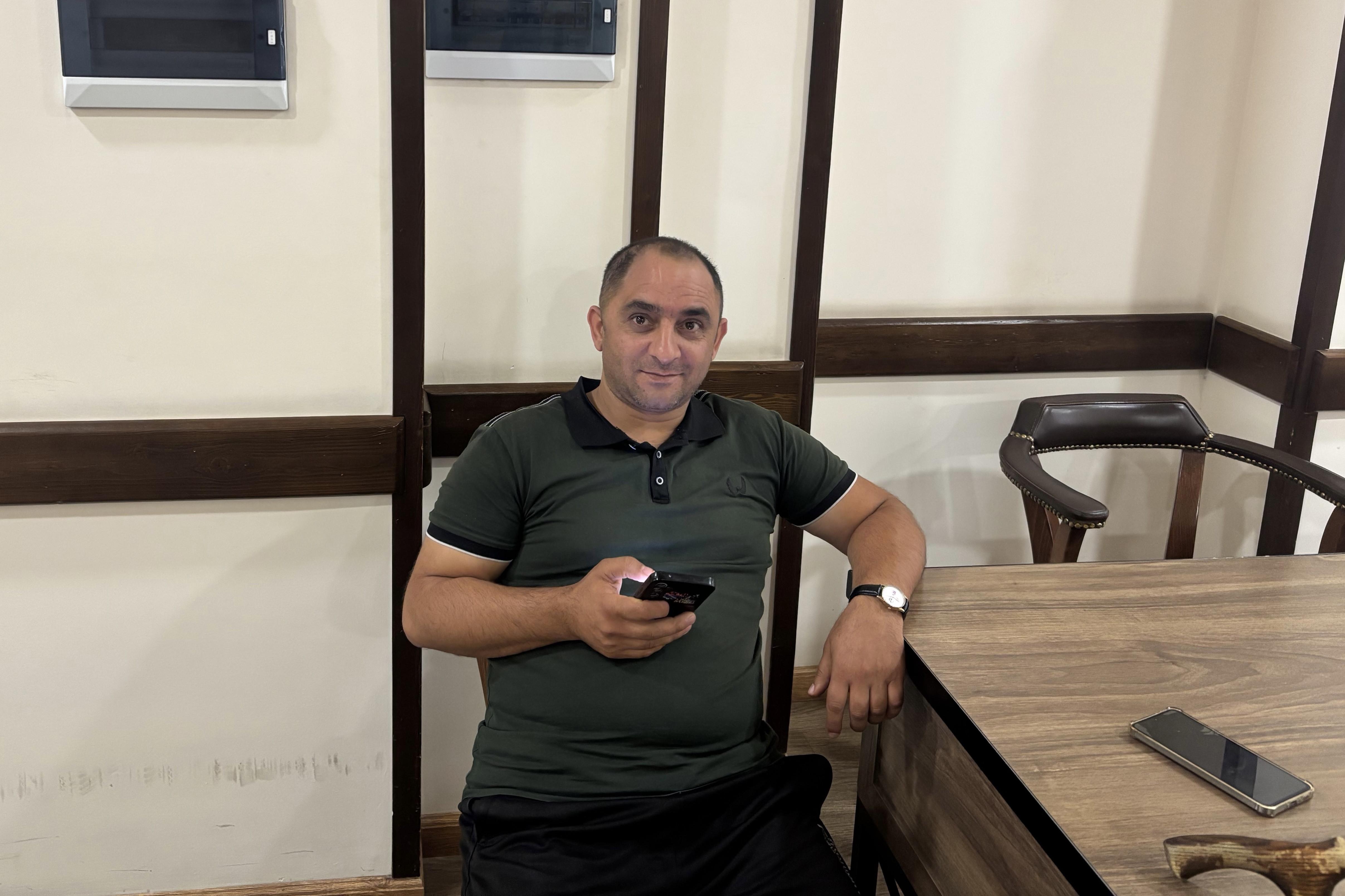«Սիրտս կանգնում էր սայլակին նստած». Կարեն Ղահրիյանի պատմությունը