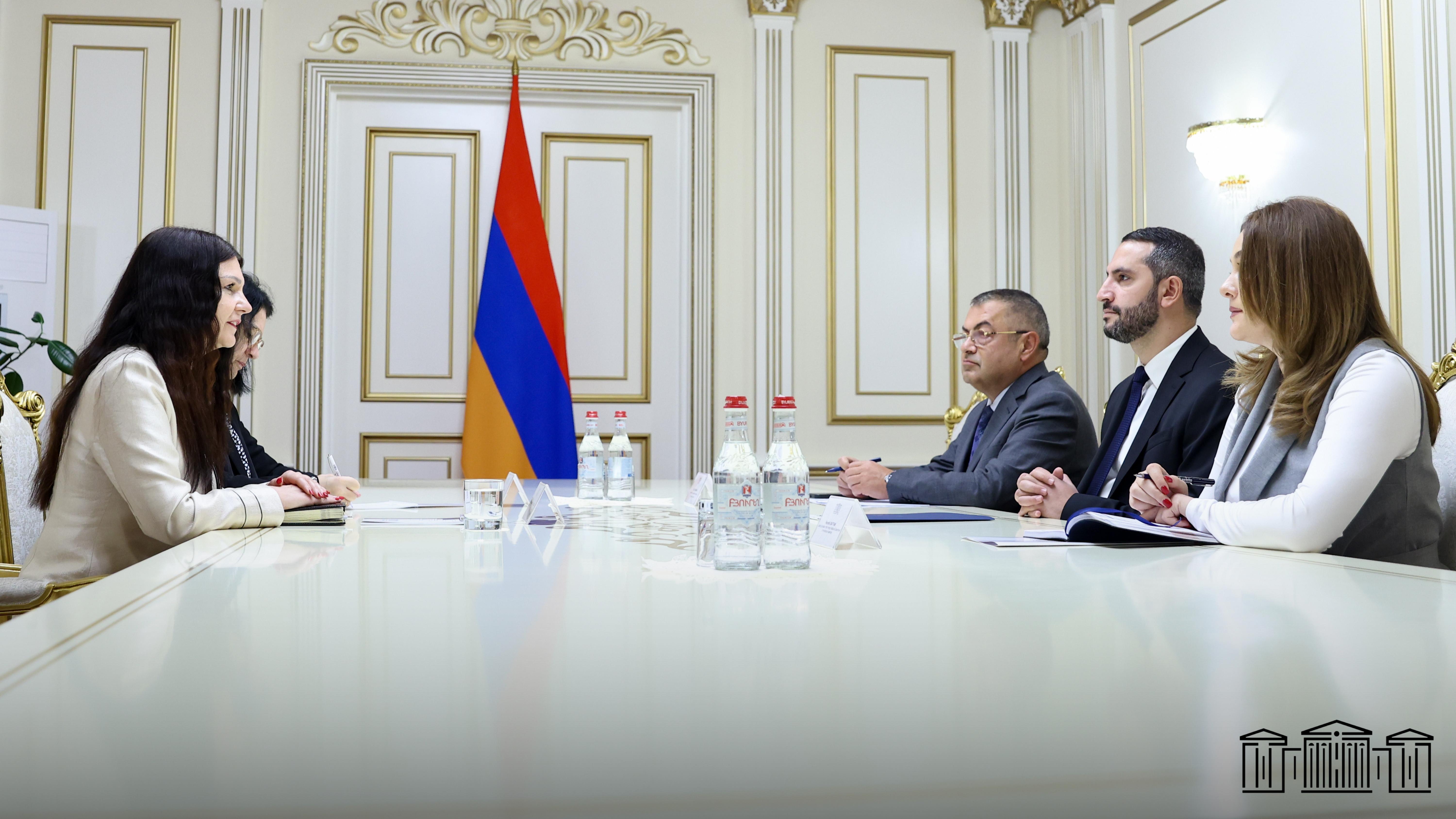ԱԺ նախագահ Ռուբեն Ռուբինյանն ընդունել է ՀՀ-ում Սերբիայի դեսպանին