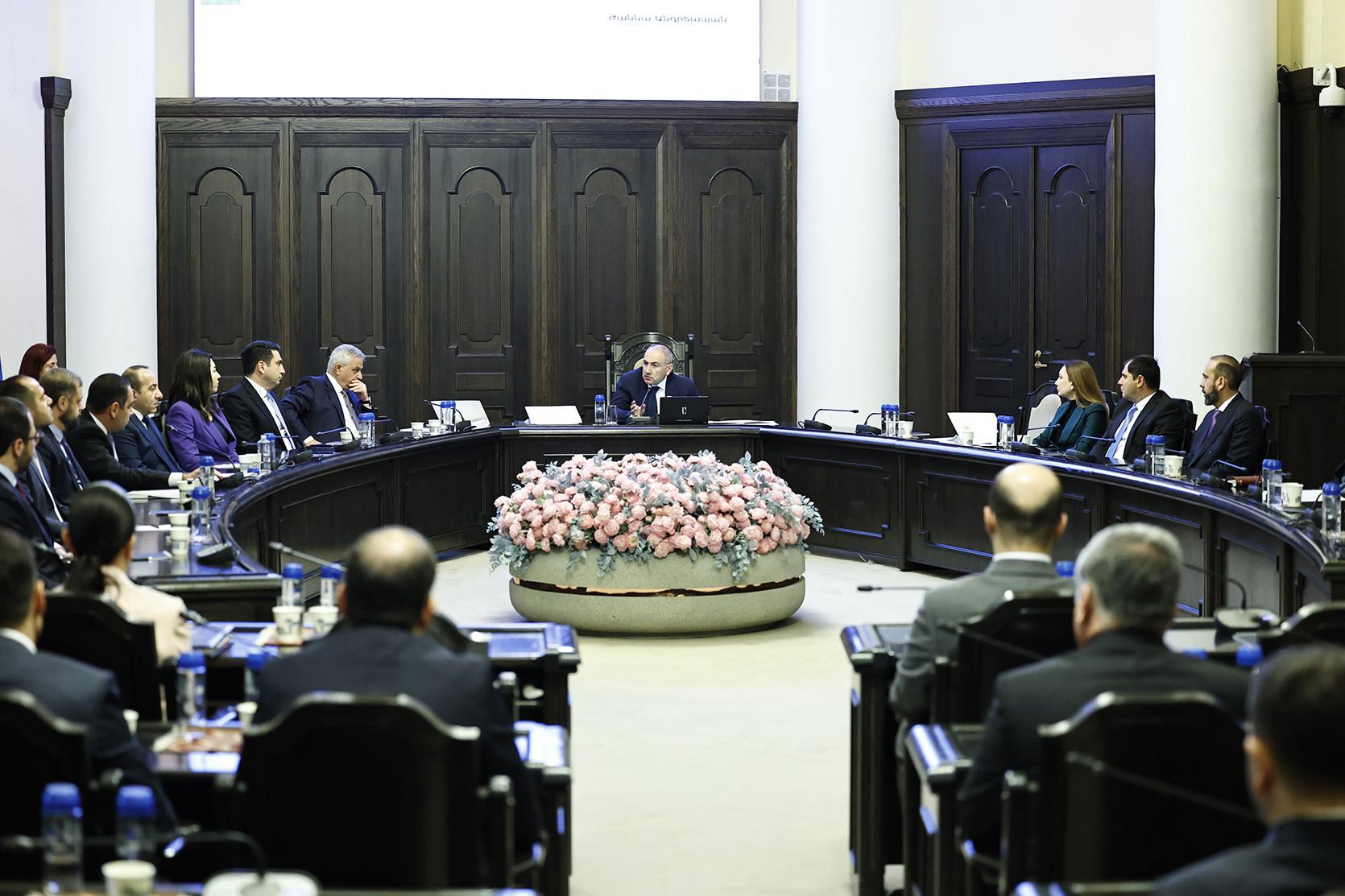 Կառավարության նիստը՝ ուղիղ հեռարձակմամբ