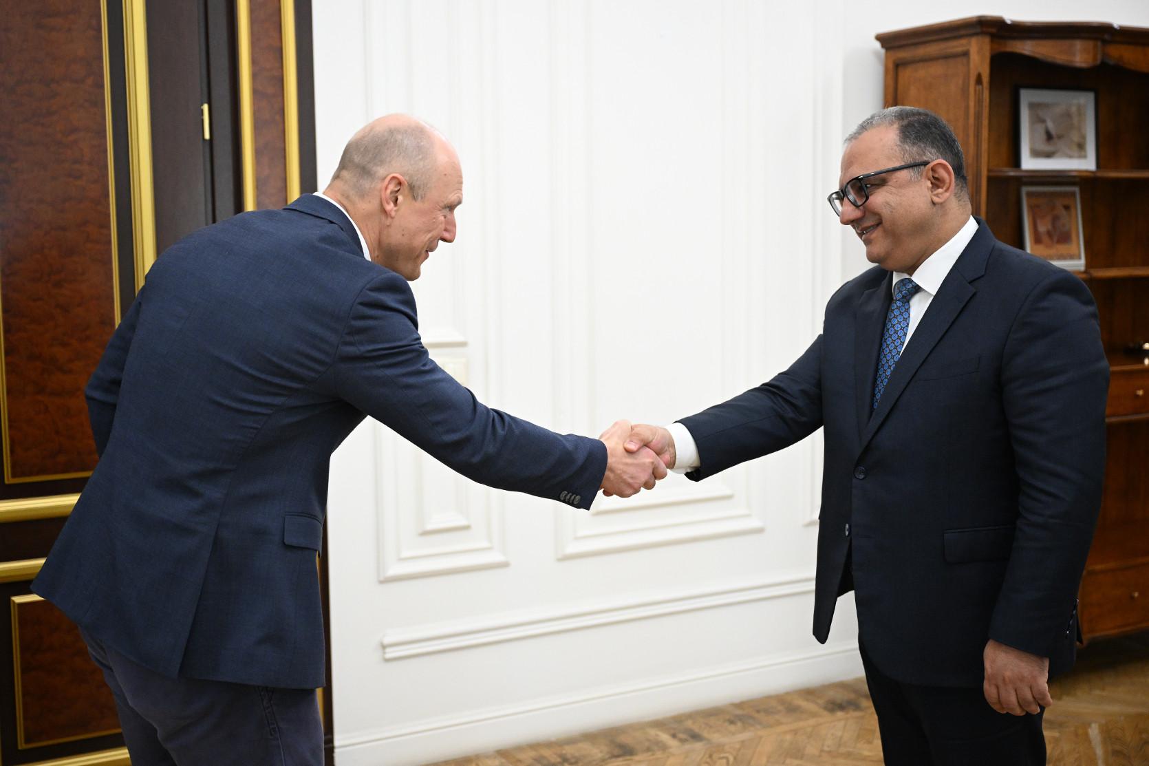 Փոխվարչապետ Տիգրան Խաչատրյանն ընդունել է «ԴԵԿՐԱ» ընկերության գլխավոր տնօրենին