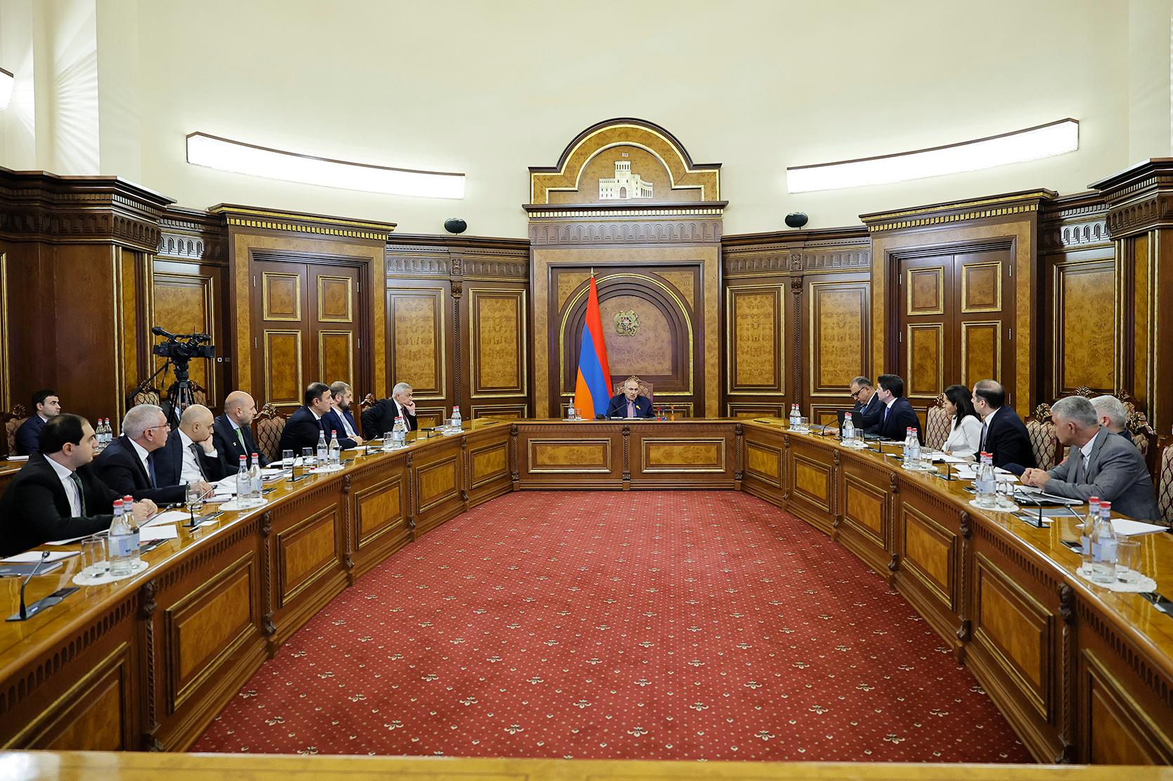 Վարչապետի գլխավորությամբ քննարկվել են հարկման համակարգերի վերաիմաստավորմանը վերաբերող հարցեր