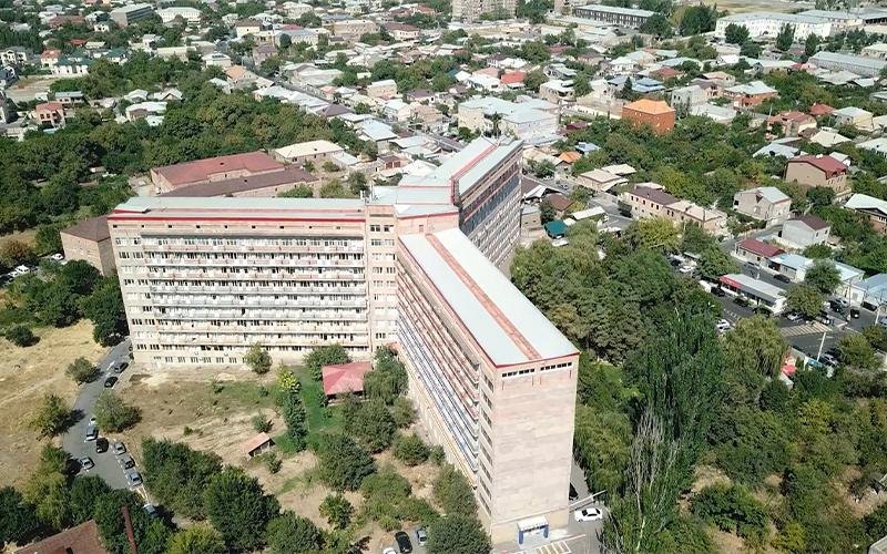 «Հետք»ի հետաքննութիւնը կը բացայայտէ Հայաստանի առողջապահական ապահովագրութեան համակարգին լուրջ բացերը