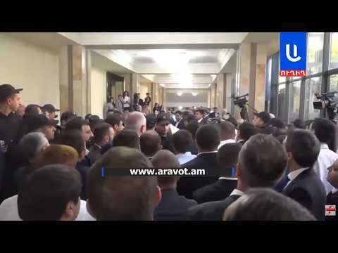 Լարված իրավիճակ ԱԺ-ում. ՈՒՂԻՂ