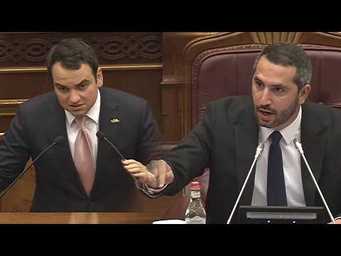 Սաղ կյանքներդ թուրքերը տվել են, դուք էլ գրել եք շարադրություն. Նարեկ Կարապետյանը՝ Ռուբեն Ռուբինյանին