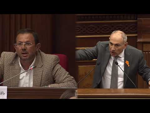 "We keep our tongues between our teeth to avoid talking about the shameful state of the army", "Don't keep your tongue between your teeth"