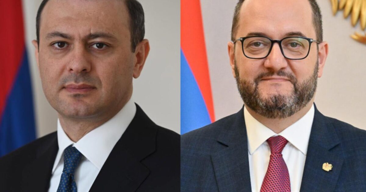 Արմեն Գրիգորյանը և Արայիկ Հարությունյանը պարգևատրվել են «Հայրենիքին մատուցած ծառայությունների համար» 1-ին աստիճանի մեդալով