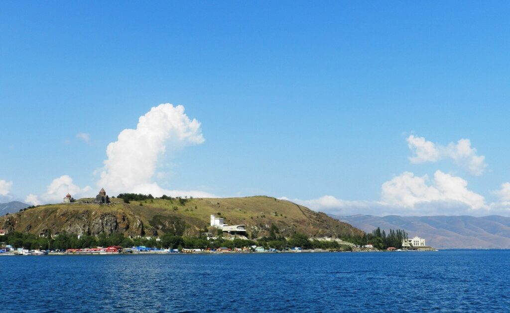 Average water temperature of Lake Sevan in the coastal area as of 08:00 on September 24 | shantnews.am