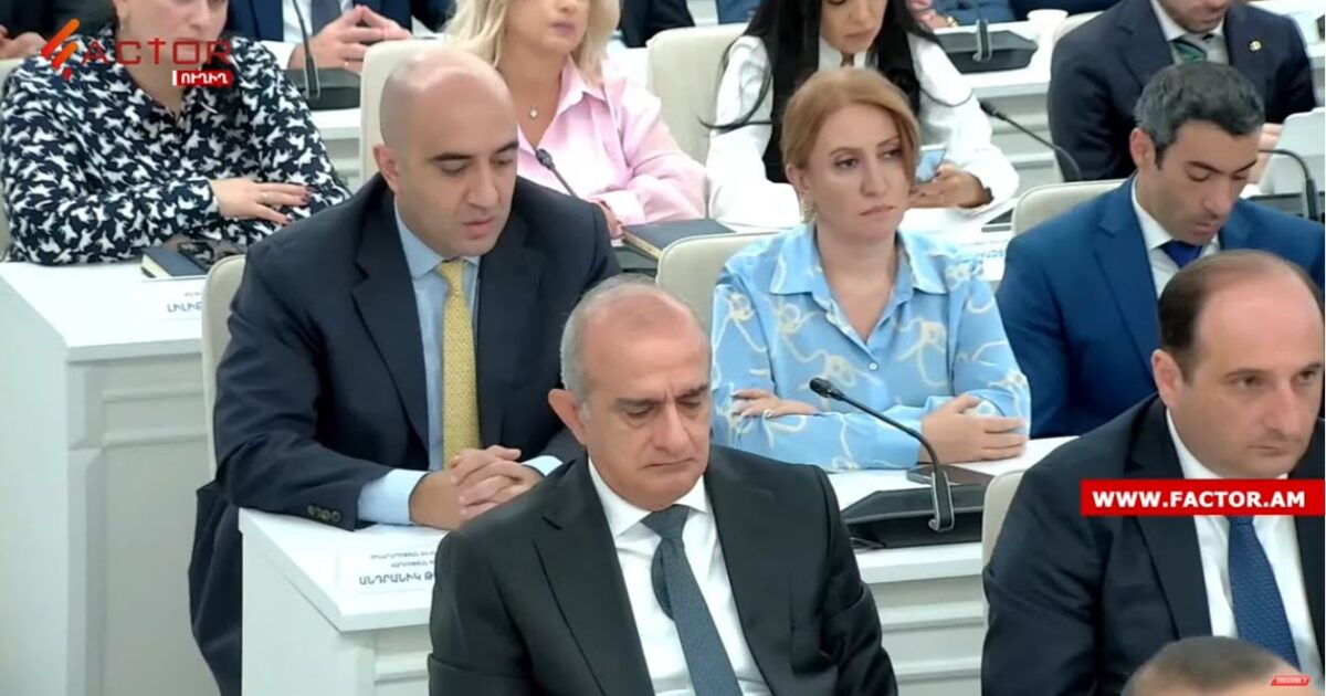 Չնչին ուշացում կարող ենք ունենալ․ Թևոսյանը՝ Արին-Բերդի փողոցում աշխատանքների մասին | factor.am